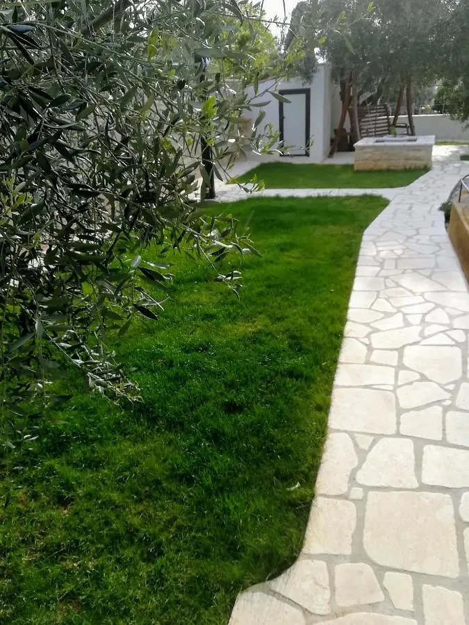 아파트 Apartmani Villa Otilija 포레치