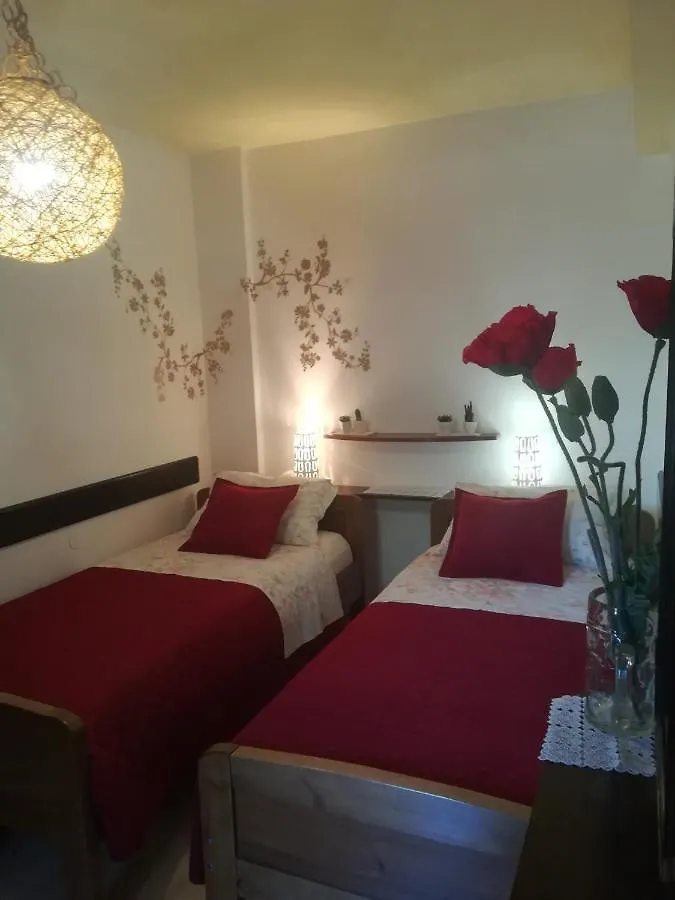 Apartmani Villa Otilija 포레치 0*,