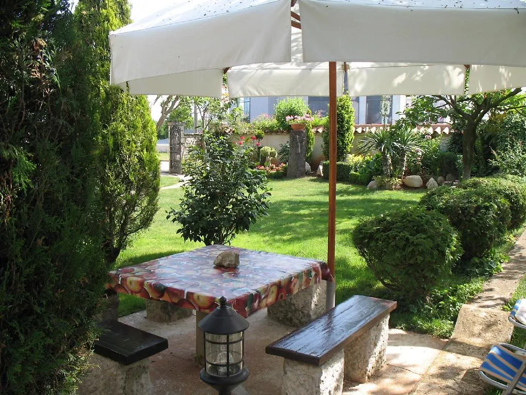 Apartmani Villa Otilija 포레치 크로아티아