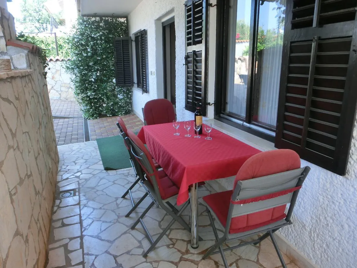 아파트 Apartmani Villa Otilija 포레치